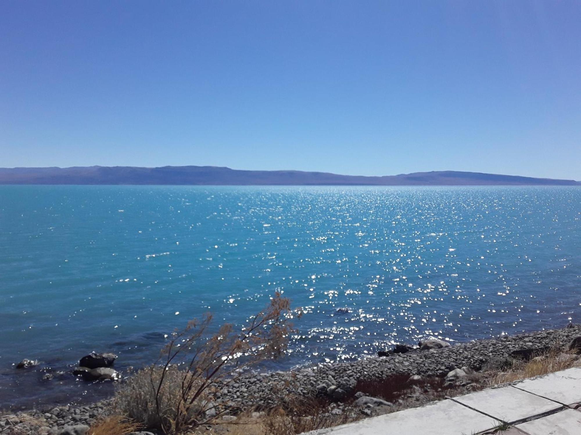 Hostel Aves Del Lago El Calafate Buitenkant foto