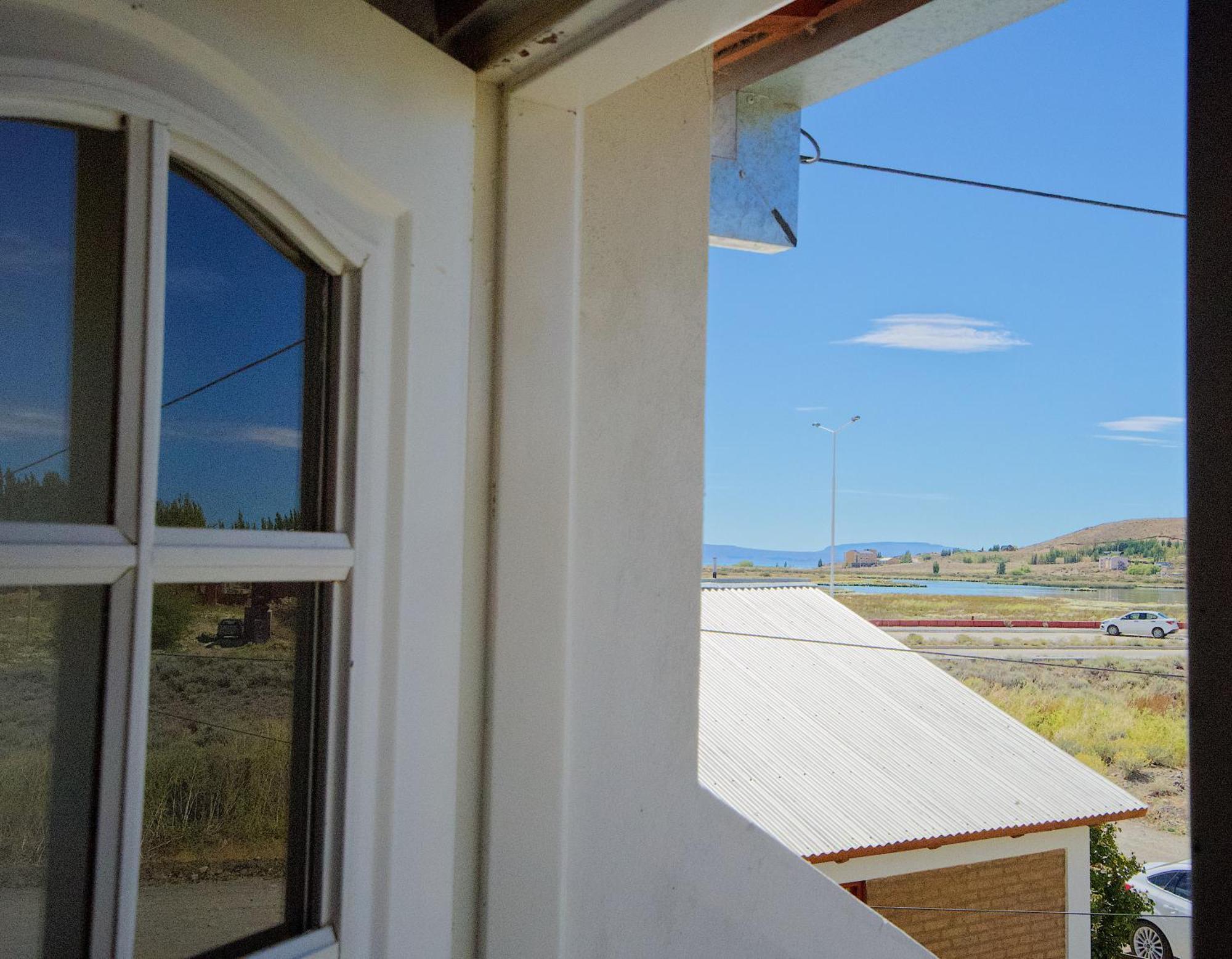 Hostel Aves Del Lago El Calafate Buitenkant foto